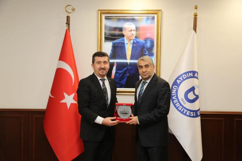 Rektörümüz Prof. Dr. Musa Kazım Arıcan, Aydın Adnan Menderes Üniversitesi Rektörü Olarak Atanan Prof. Dr. Bülent Kent’i Ziyaret Etti