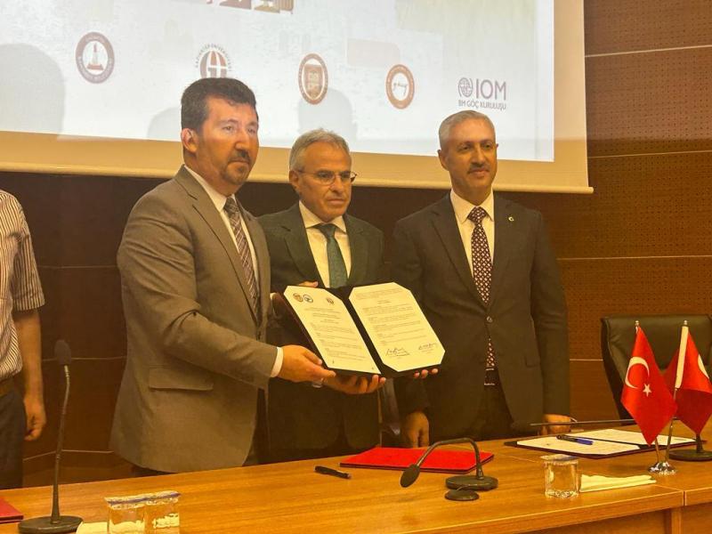 ASBÜ ile Gaziantep Üniversitesi ve Hatay Mustafa Kemal Üniversitesi Arasında İş Birliği Protokolleri İmzalandı