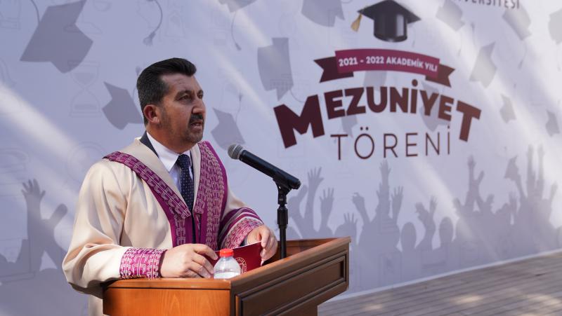 ASBÜ 2021-2022 Akademik Yılı Mezuniyet Töreni Gerçekleştirildi