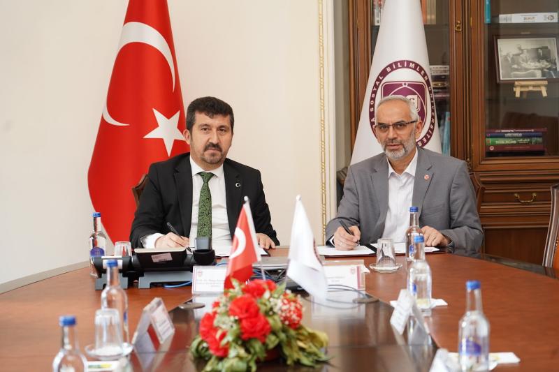 ASBÜ ile Şuurlu Öğretmenler Derneği Arasında İş Birliği Protokolü İmzalandı