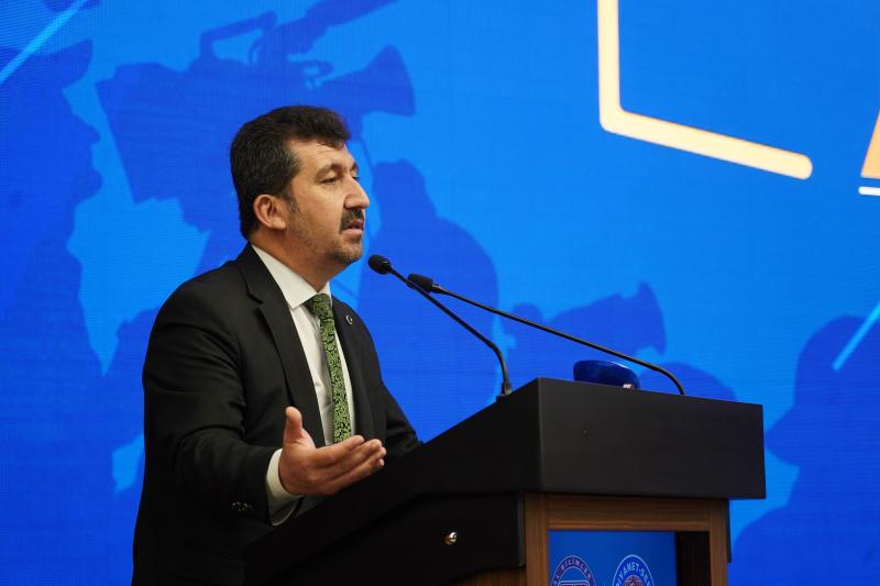 “Medya ve Ahlak Paneli” Düzenlendi
