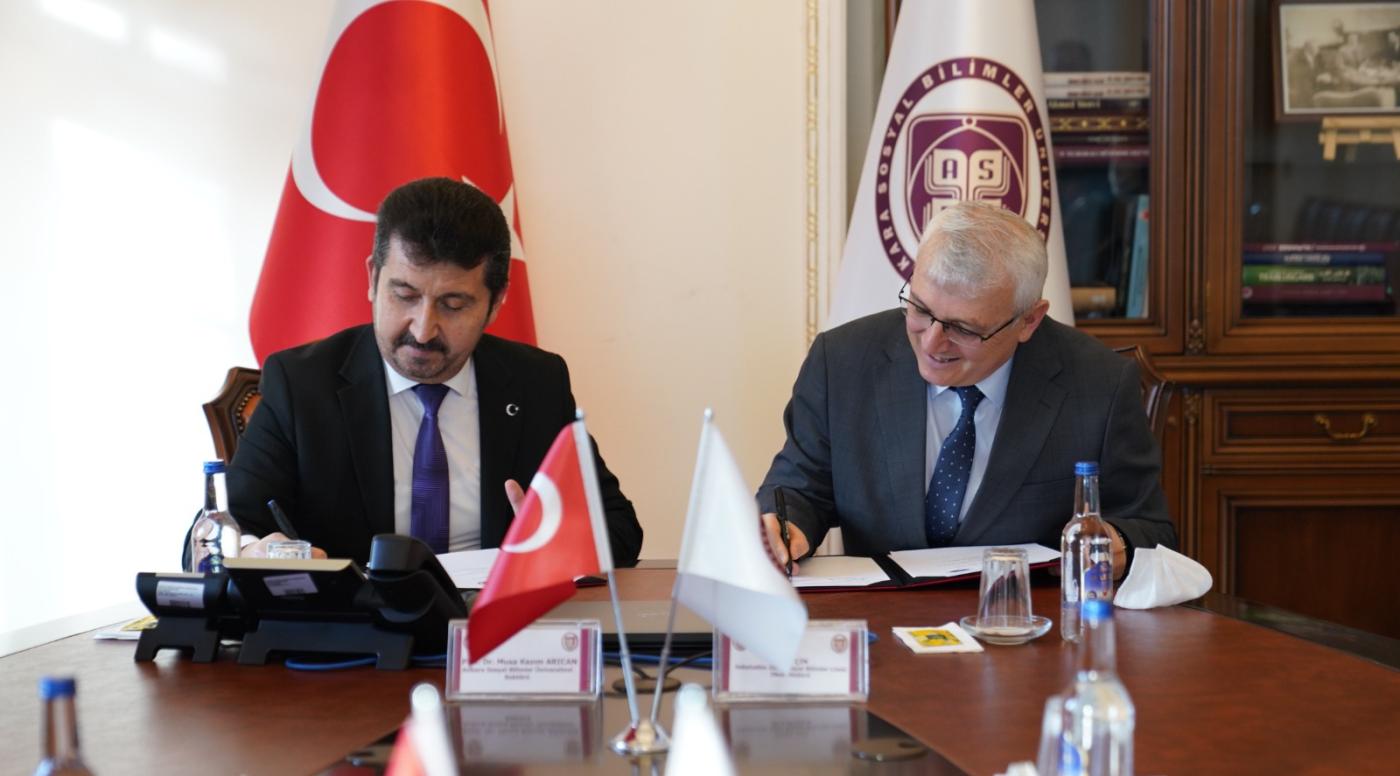 ASBÜ ile Sabahattin Zaim Sosyal Bilimler Lisesi Arasında İş Birliği Protokolü