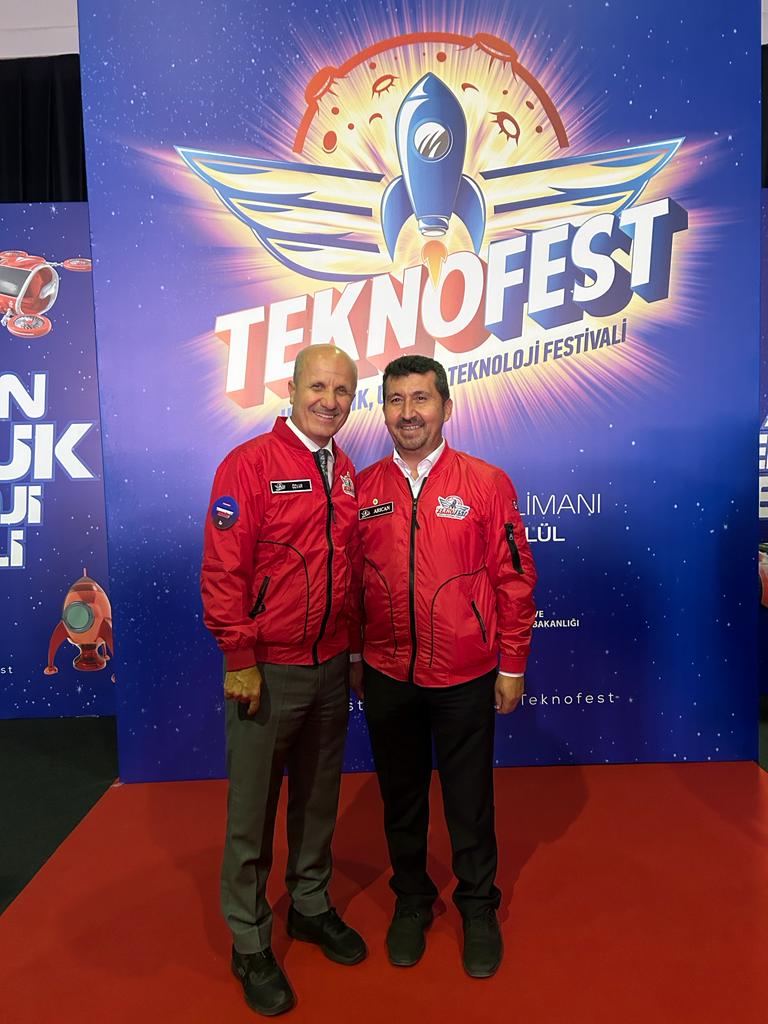 Prof. Dr. Musa Kazım Arıcan, Teknofest ödül törenine katıldı