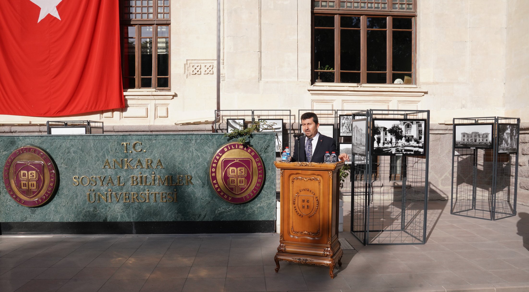 Asırlık Cumhuriyetin Mekanları Fotoğraf Sergisi Açılışı Gerçekleştirildi