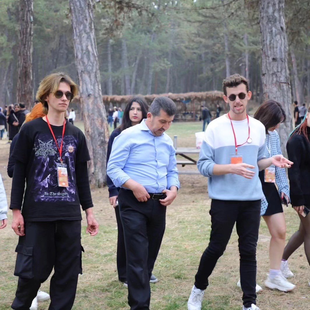 ASBÜ Öğrenci Toplulukları Geleneksel Sonbahar Festivali Rektörümüz Prof. Dr. Musa Kazım ARICAN’ın katılımı ile gerçekleştirildi.