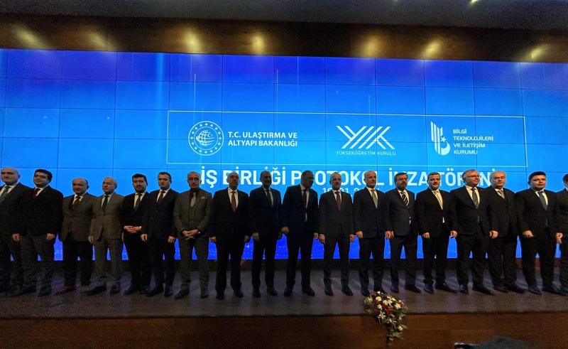 Yapay Zekâ Zirvesi’nde BTK ile Yükseköğretim Kurumu Arasında İş Birliği Protokolü İmzalandı