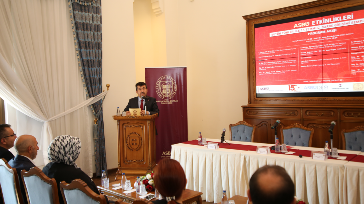 Bütün Yönleriyle 15 Temmuz Darbe Girişimi Sempozyumu Düzenlendi