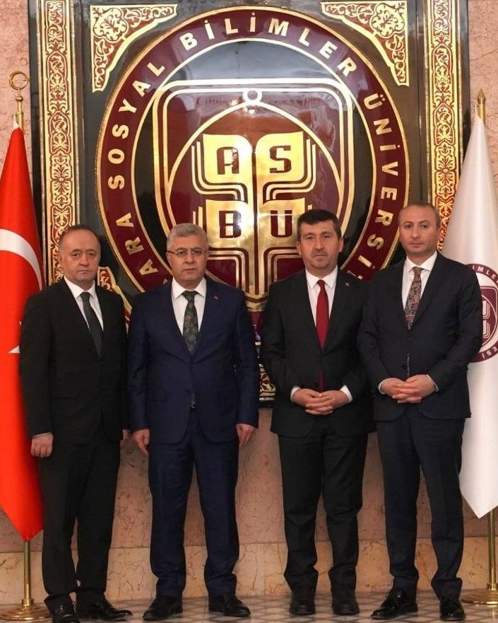 Yargıtay Cumhuriyet Başsavcısı Muhsin Şentürk, Ankara Sosyal Bilimler Üniversitesi (ASBÜ) Rektörü Prof. Dr. Musa Kâzım Arıcan ile Makamında Bir Araya Geldi.