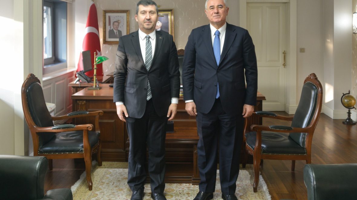 Rektörümüz Prof. Dr. Musa Kazım Arıcan, Kamu Başdenetçisi Mehmet Akarca ile bir araya geldi