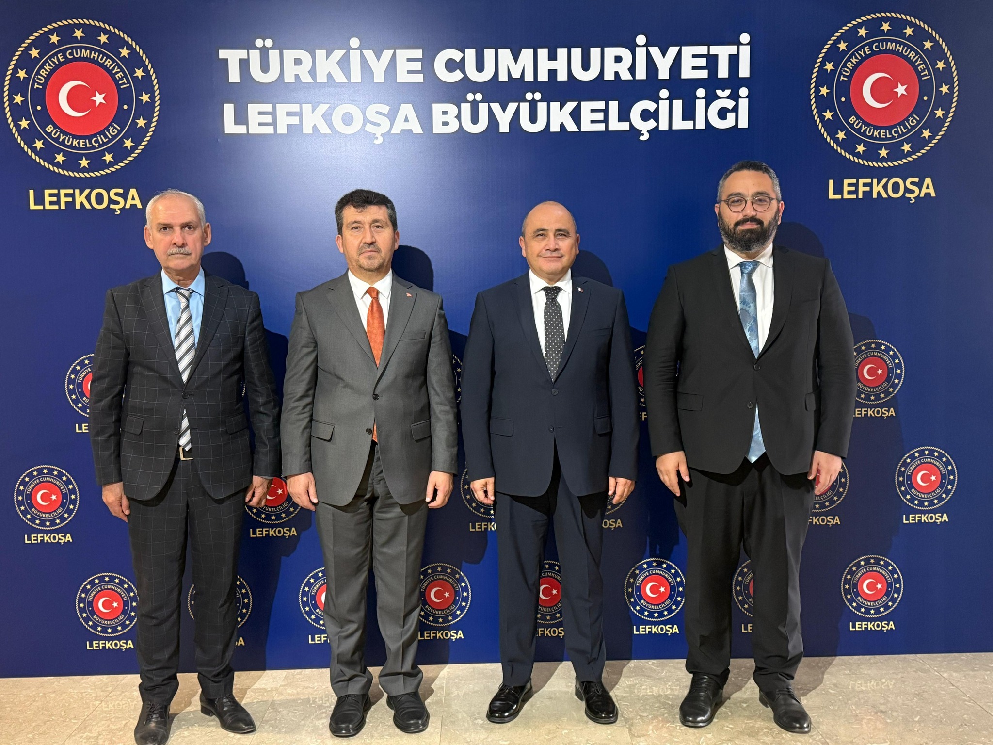 ASBÜ Rektörü Prof. Dr. Arıcan KKTC Lefkoşa Büyükelçisi Ali Murat Başçeri ile Görüştü