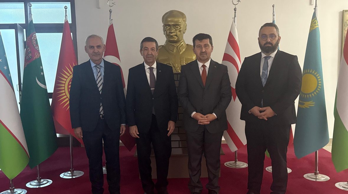 ASBÜ Rektörü Prof. Dr. Arıcan KKTC Dışişleri Bakanı Tahsin Ertuğruloğlu Görüşmesi