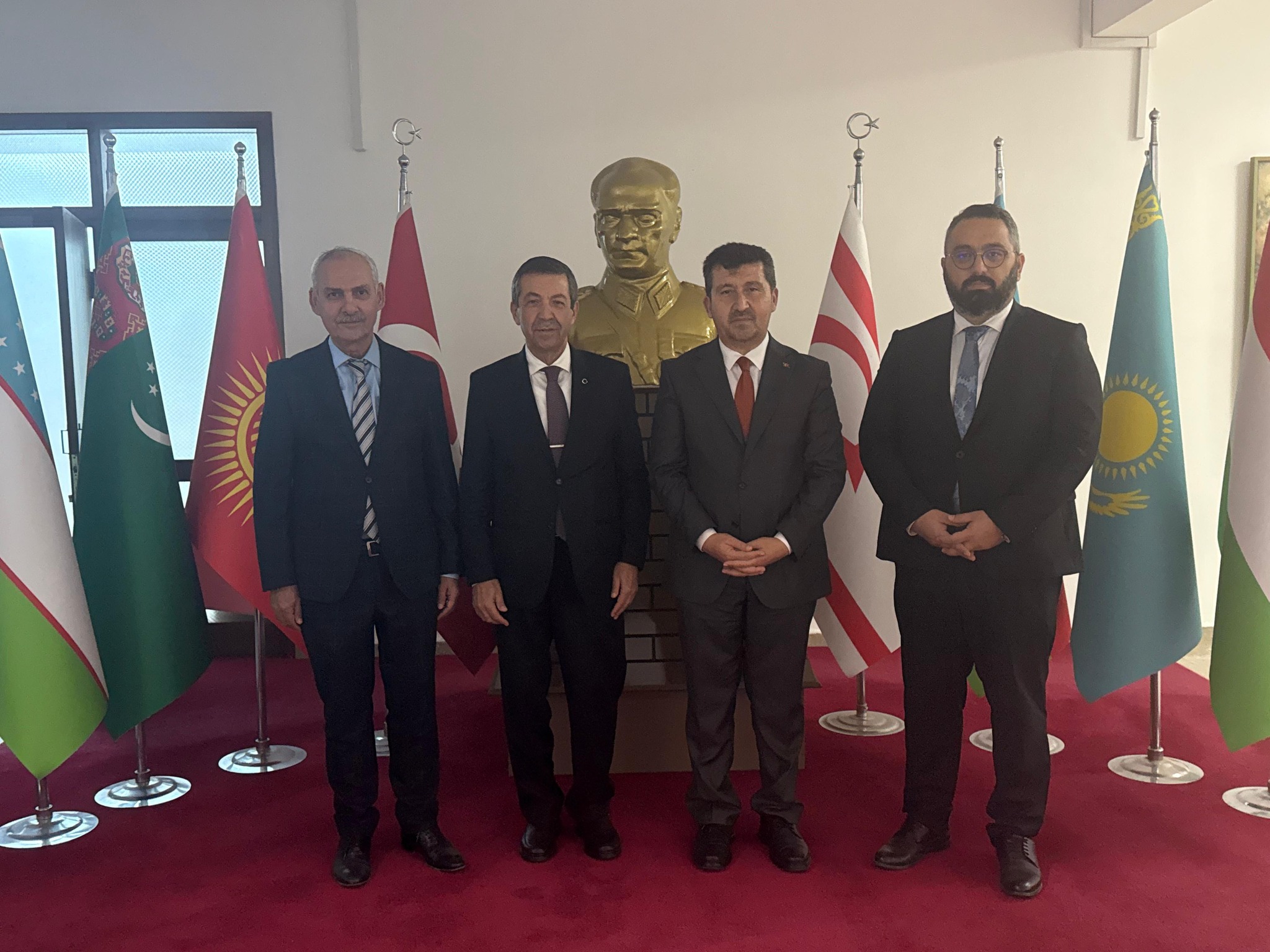 ASBÜ Rektörü Prof. Dr. Arıcan KKTC Dışişleri Bakanı Tahsin Ertuğruloğlu Görüşmesi