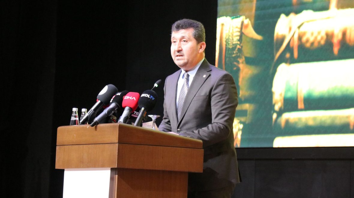 “Türkçe Şûrası – 2 Hukuk Dili Çalıştayı Protokol Konuşmaları ile Başladı”