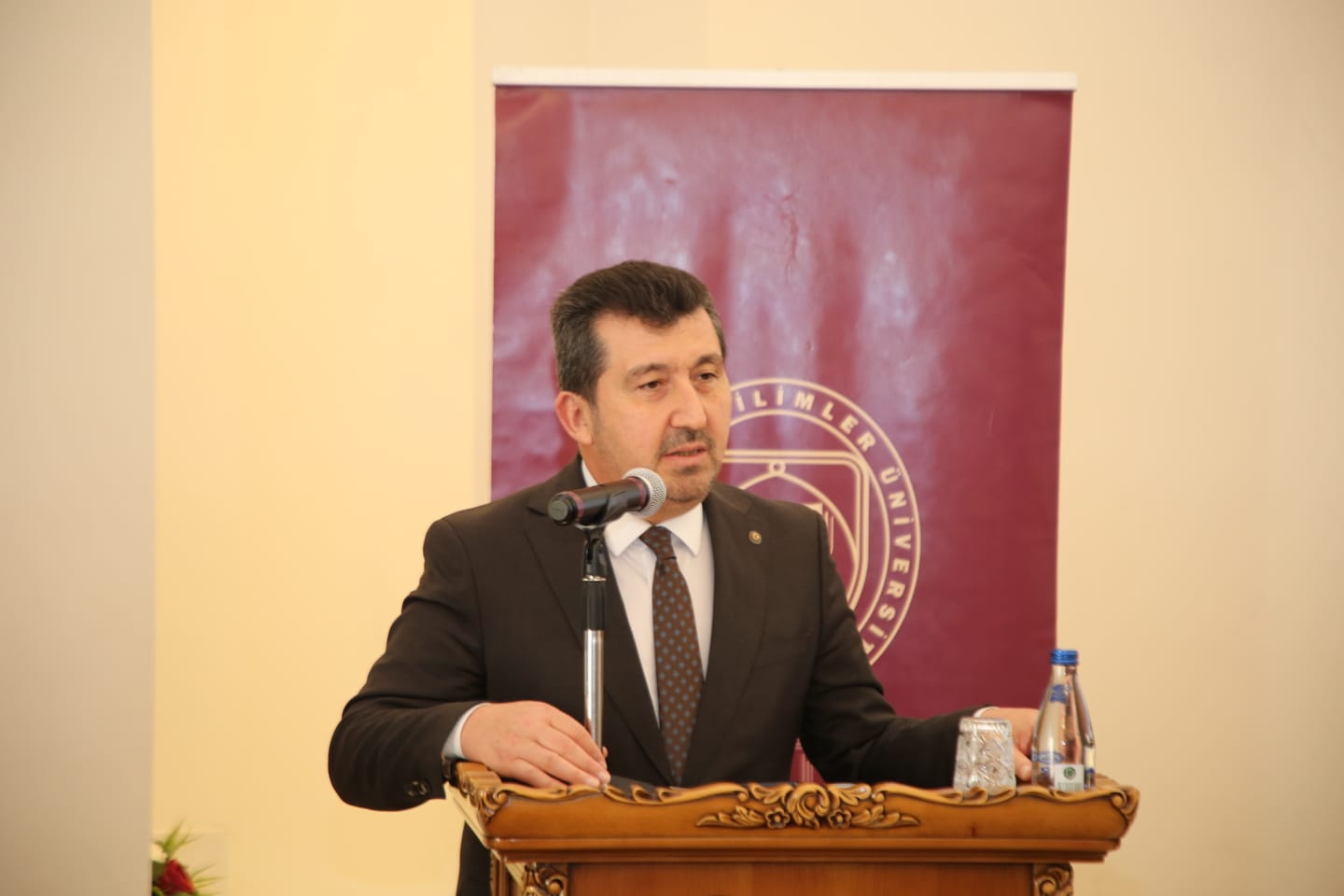 ASBÜ’de “Anayasa Hukukunda Güncel Meseleler Paneli” Düzenlendi