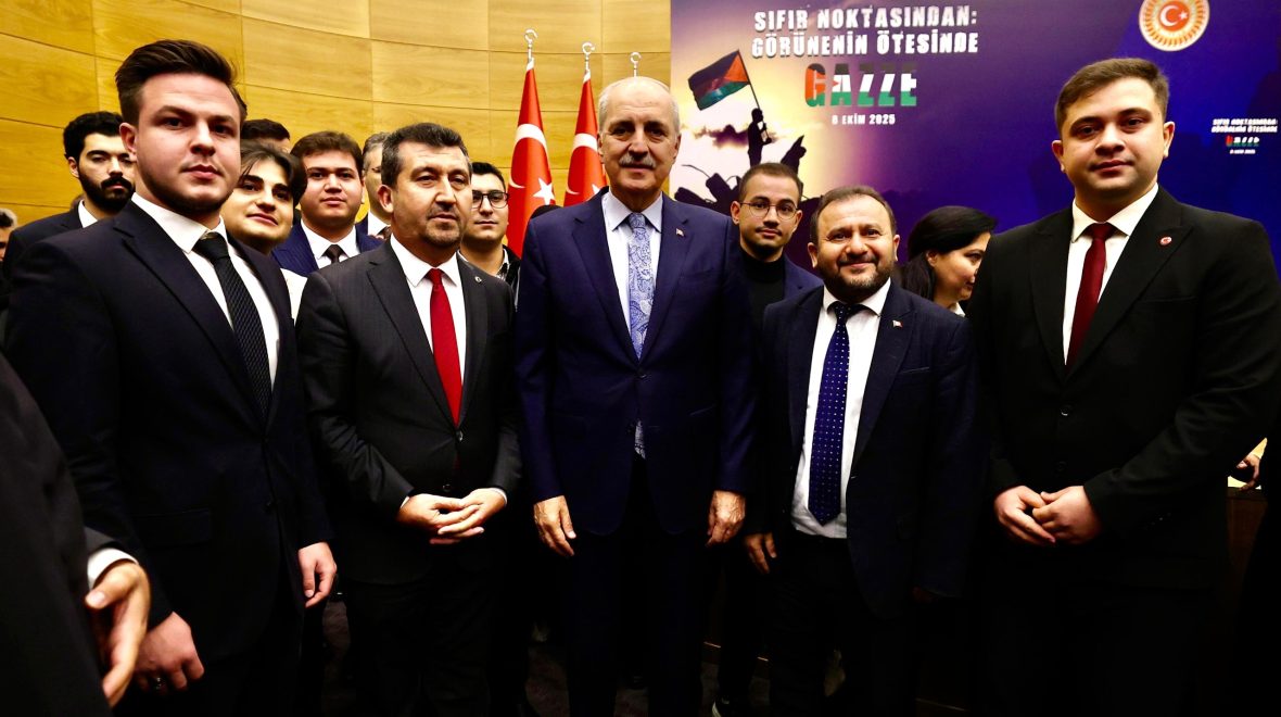 “Sıfır Noktasından: Görünenin Ötesinde Bir Gazze Belgesel Film Gösterimi”