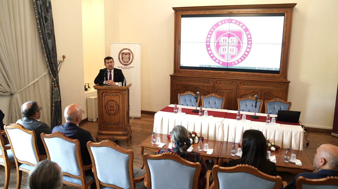 ASBÜ ile Ticaret Bakanlığı Arasında Eğitim Hizmetleri İhracatına Yönelik İş Birliği Toplantısı Gerçekleştirildi