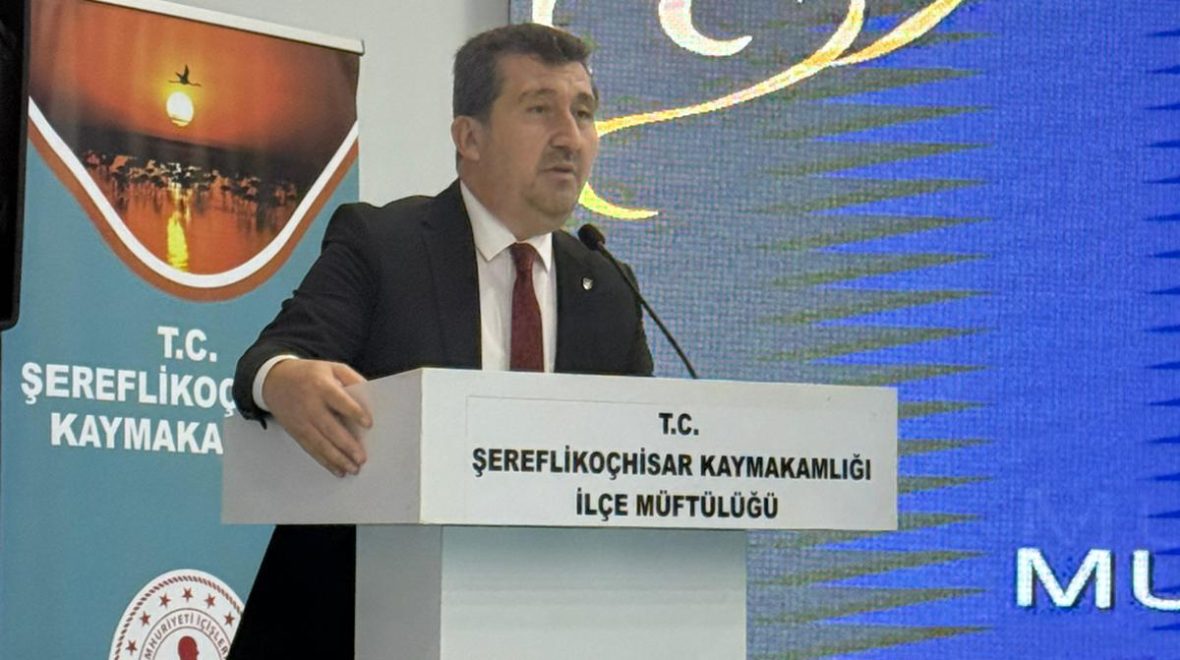 Aziz Mahmud Hüdâyî Hazretleri, Şereflikoçhisar’da Anlamlı Bir Panel ve İlahiler Dinletisiyle Anıldı
