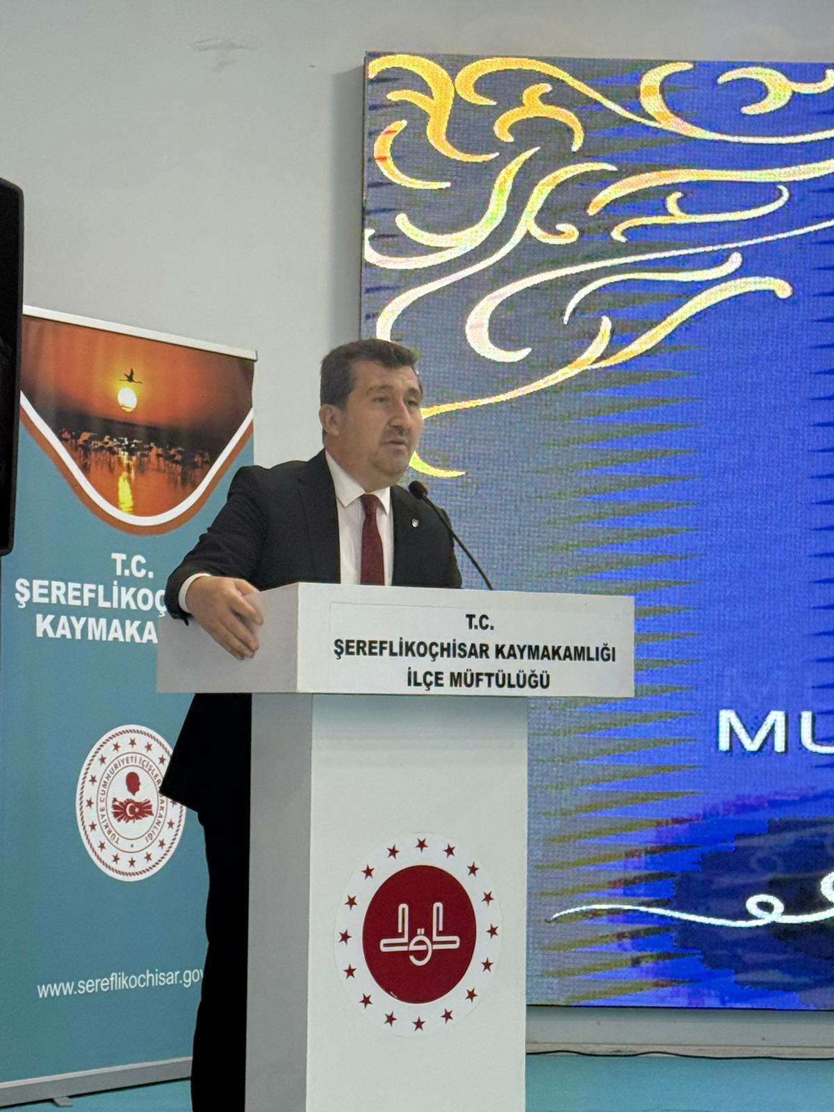Aziz Mahmud Hüdâyî Hazretleri, Şereflikoçhisar’da Anlamlı Bir Panel ve İlahiler Dinletisiyle Anıldı