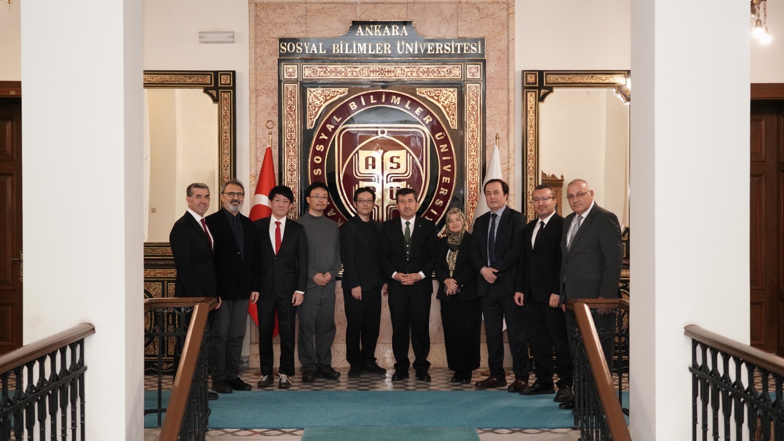 Japon Heyeti ASBÜ Rektörü Prof. Dr. Arıcan’ı Makamında Ziyaret Etti