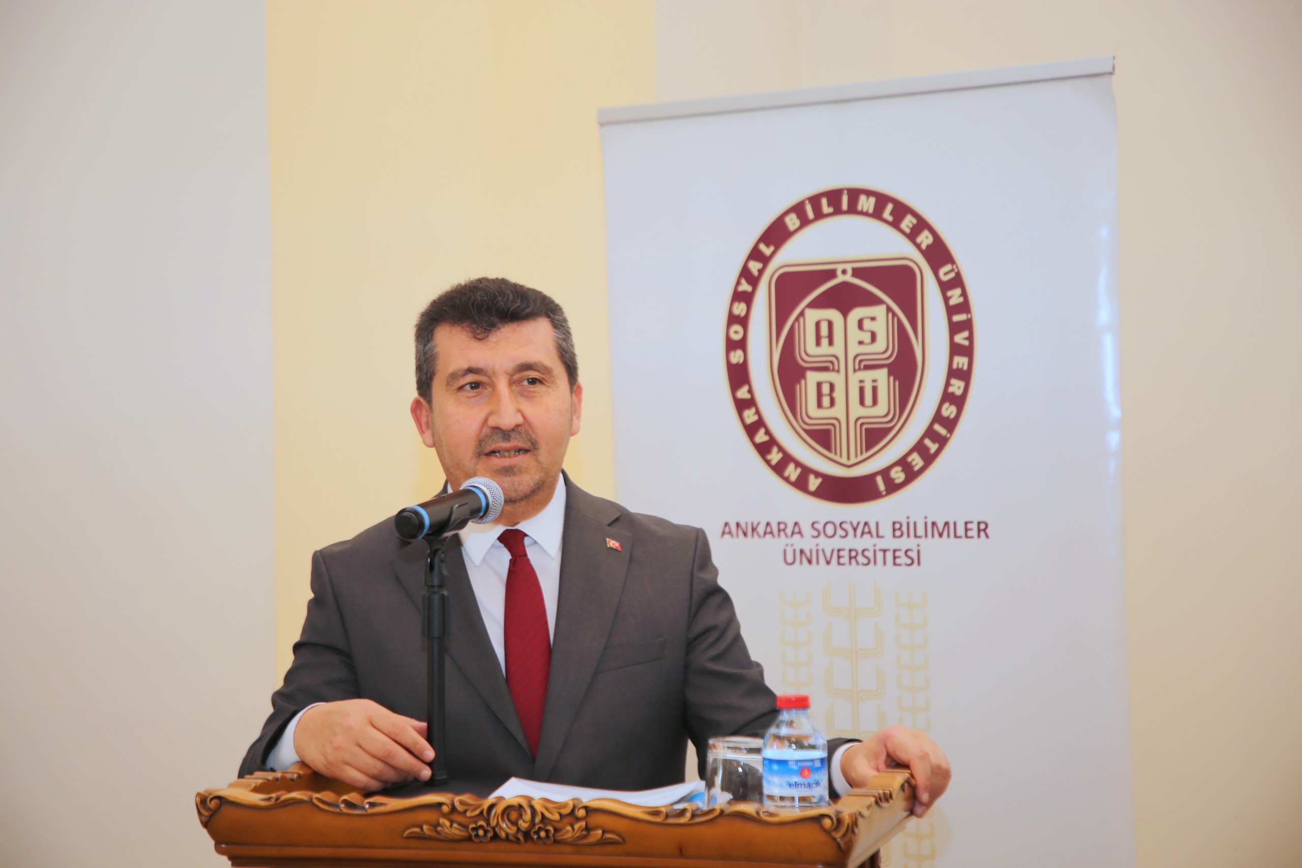 ASBÜ’de “Mevlânâ’dan Günümüze Çağrı” Semineri Düzenlendi