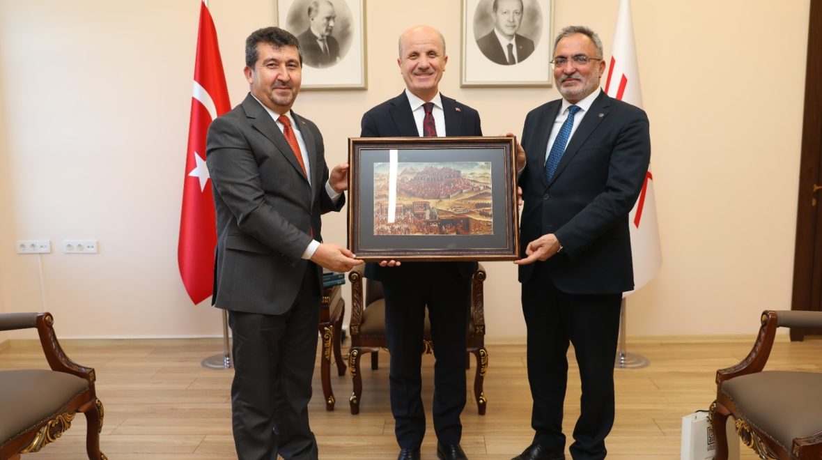 ASBÜ Rektörü Prof. Dr. Arıcan’dan Yükseköğretim Kurulu Başkanı Prof. Dr. Özvar’a Ziyaret