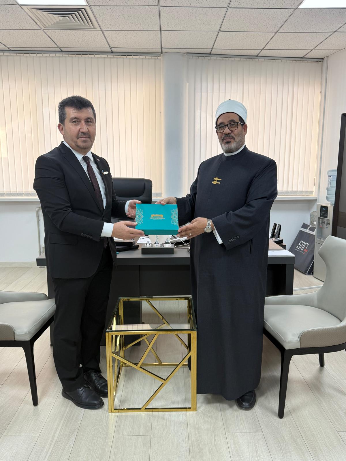 ASBÜ ile Nur-Mübarek Üniversitesi Arasında Eğitim ve Bilimsel İş Birliği Protokolü İmzalandı