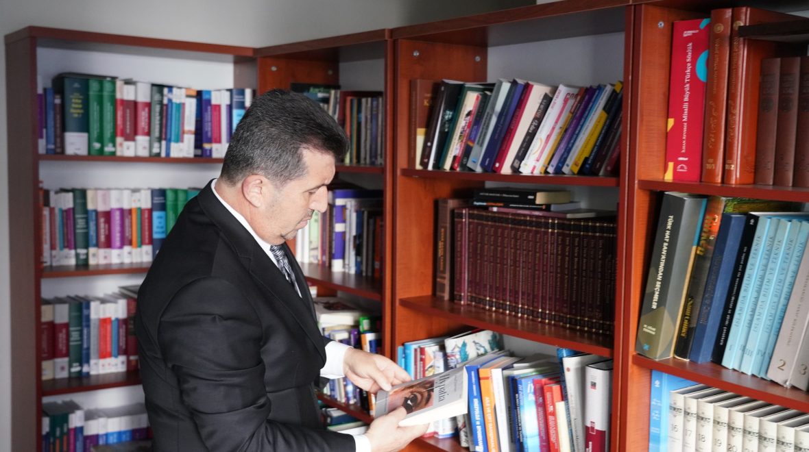 Bilim Toplumla Buluşuyor: ASBÜ’de “Bilim Kafe” Hazırlıkları Devam Ediyor