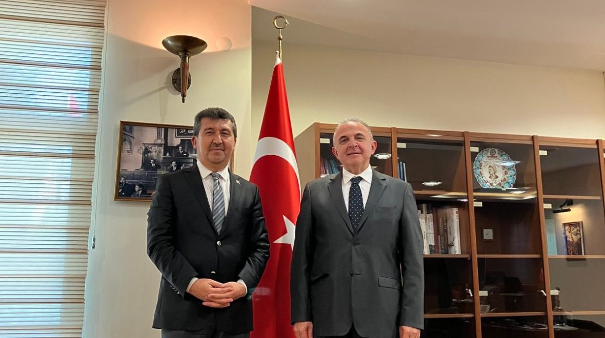 ASBÜ Rektörü Prof. Dr. Musa Kâzım Arıcan’dan Bişkek Büyükelçiliği’ne Ziyaret