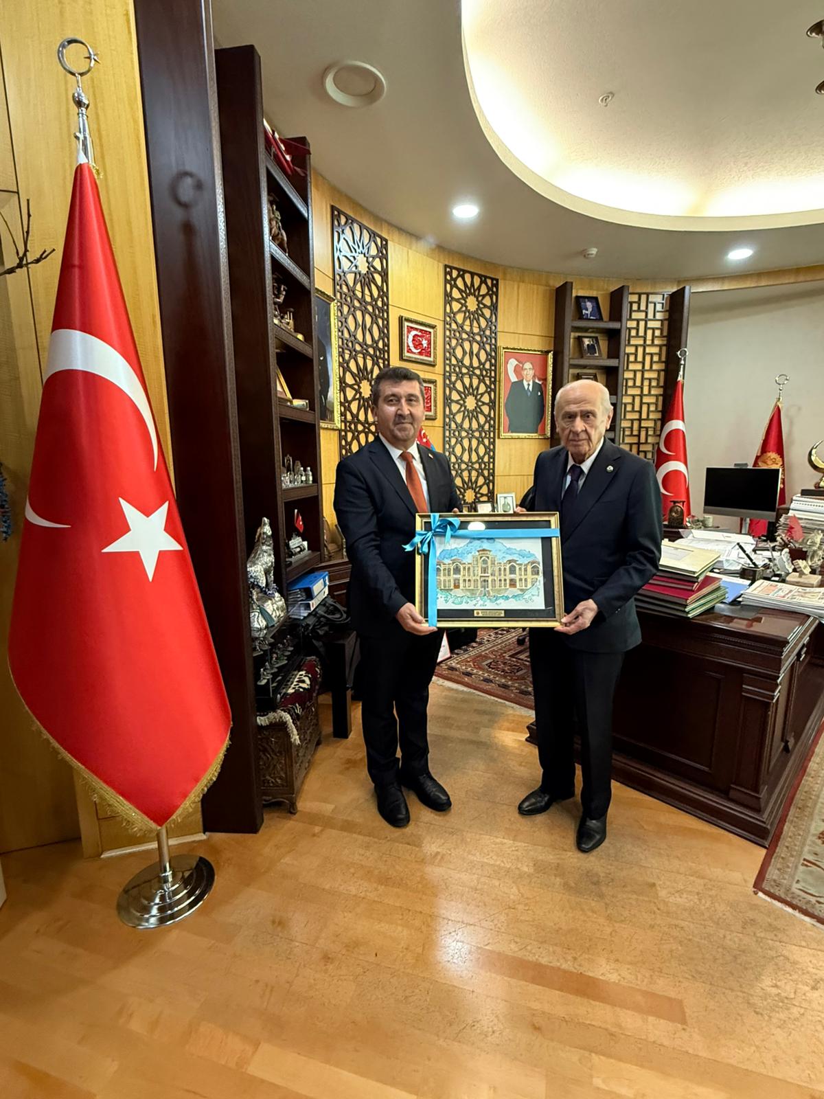 ASBÜ Rektörü Prof. Dr. Musa Kazım Arıcan’dan MHP Genel Başkanı Dr. Devlet Bahçeli’ye Geçmiş Olsun Ziyareti