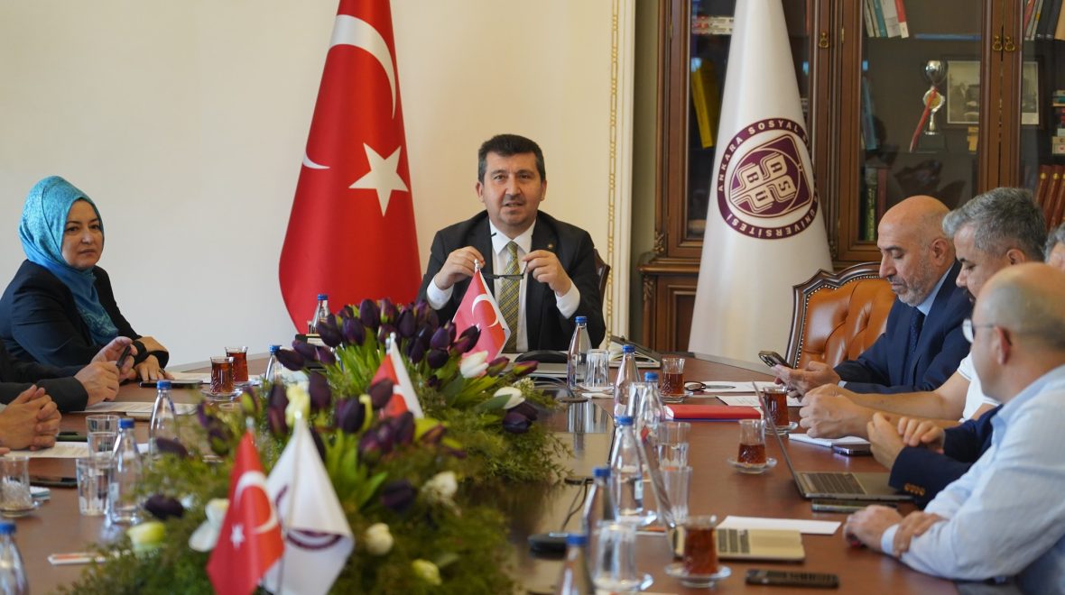 Dijital Sosyal Bilimler ve Yapay Zekâ Koordinatörlüğü Stratejik Yol Haritası Toplantısı