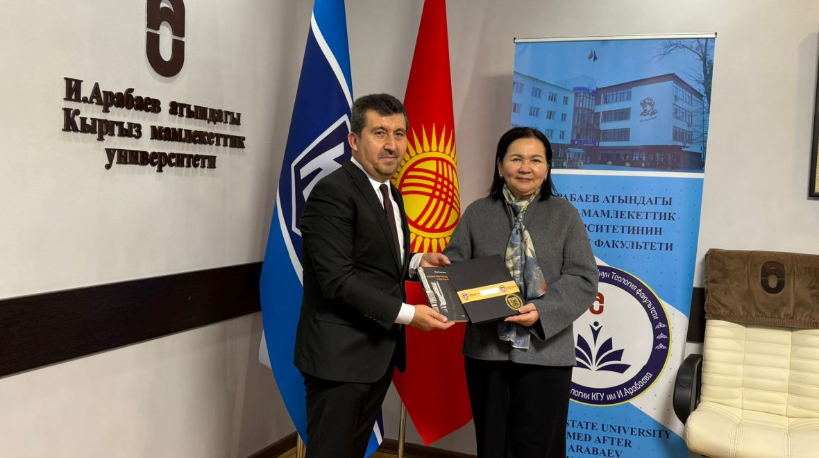 ASBÜ ve İşenali Arabayev Kırgız Devlet Üniversitesi Arasında Görüşme Gerçekleşti