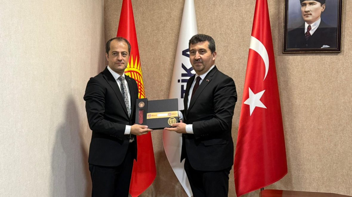 ASBÜ Rektörü ve Kırgızistan TİKA Koordinatörü’nden Sosyokent Görüşmesi