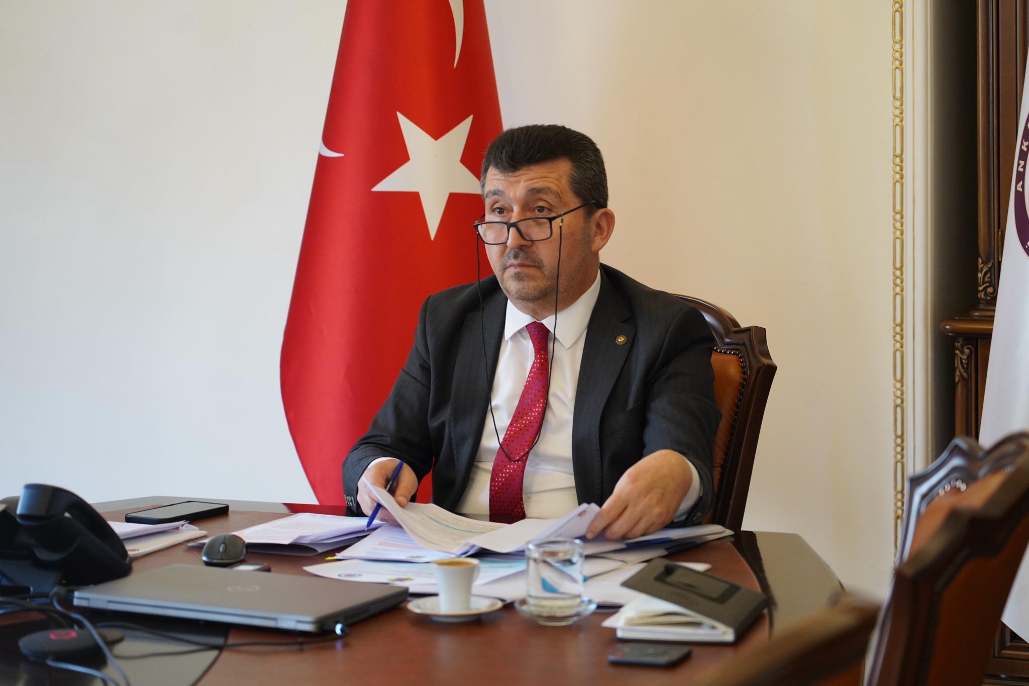 17 Nisan 2025 tarihinde Magtymguly Türkmen Devlet Üniversitesi ev sahipliğinde düzenlenen sempozyumda (ASBÜ) Rektörü Prof. Dr. Kazım Arıcan önemli bir konuşma yaptı.