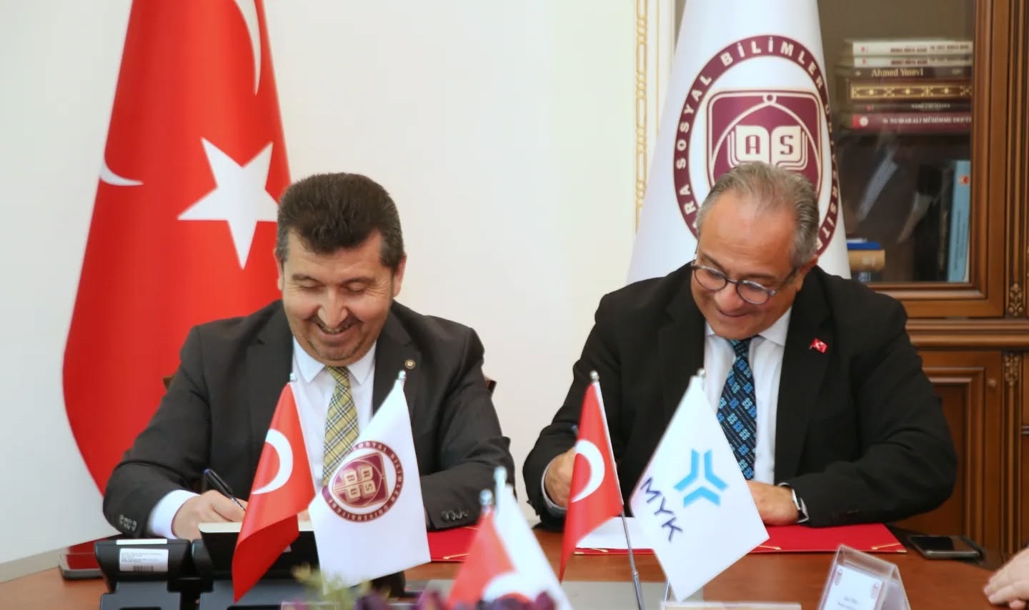 Ankara Sosyal Bilimler Üniversitesi Sosyal İnovasyon ve Sivil Toplum Uygulama ve Araştırma Merkezi ile Mesleki Yeterlilik Kurumu (MYK) Arasında “Öncü İş Birliği Protokolü” İmzalandı