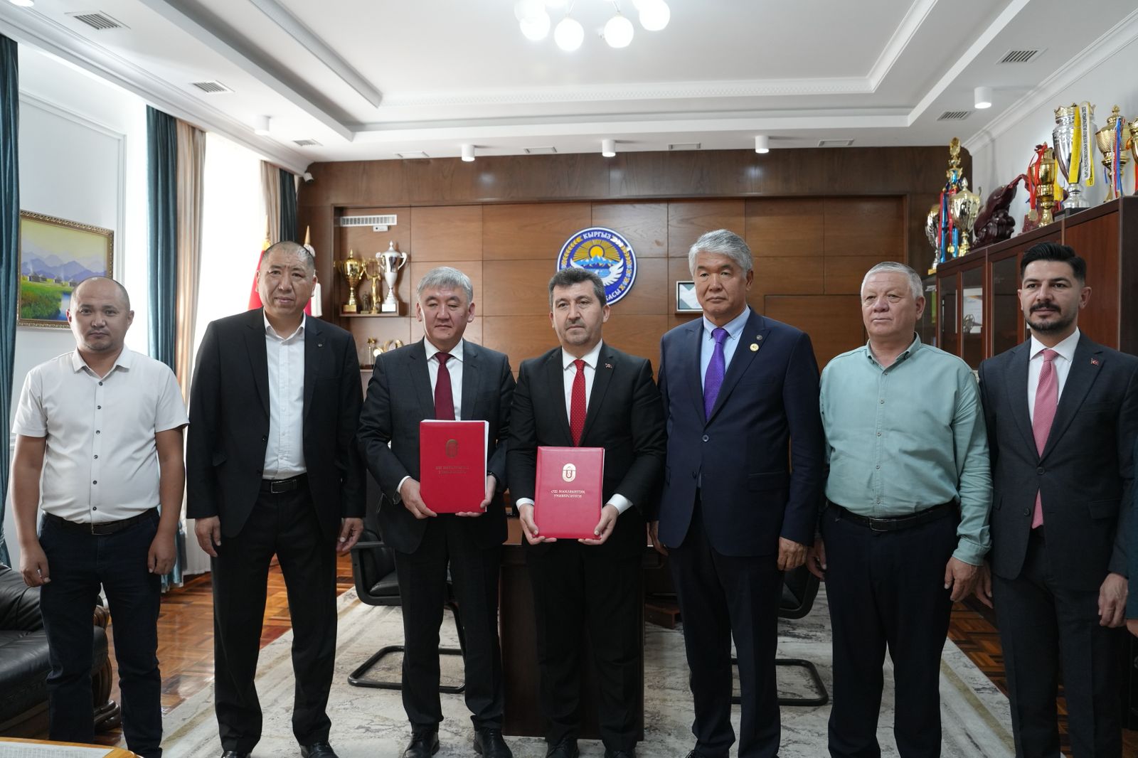 ASBÜ ile Osh Devlet Üniversitesi Arasında Uluslararası İş Birliği Protokolü İmzalandı