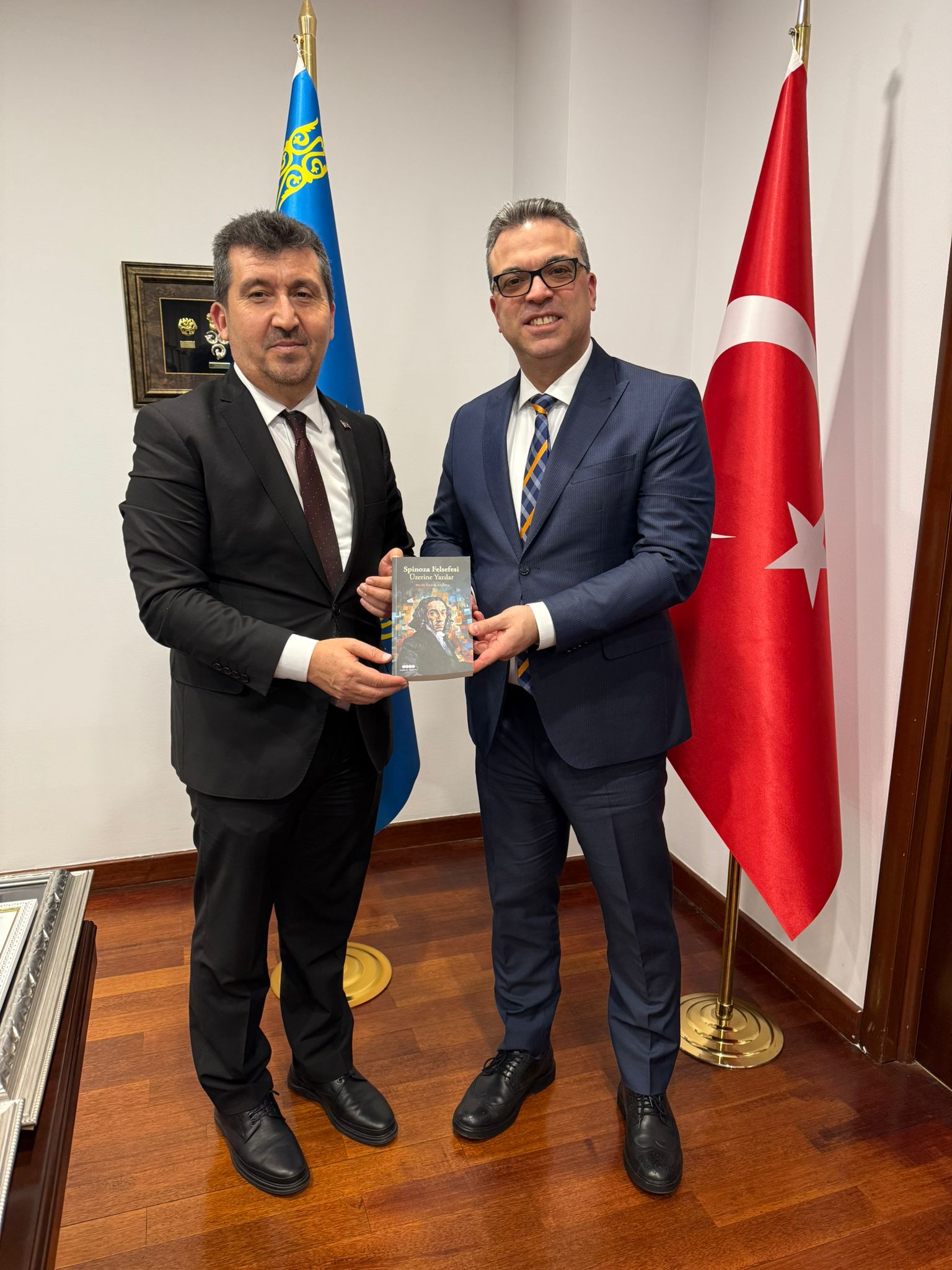 ASBÜ Rektörü Prof. Dr. Musa Kazım Arıcan, Almatı Başkonsolosu Evren Müderrisoğlu ile Görüştü