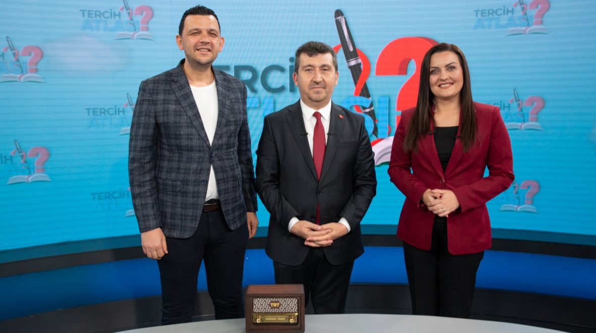 Eğitim İçin Türkiye’yi Tercih Eden Uluslararası Öğrencilere Rehberlik Edecek Bir Yayın