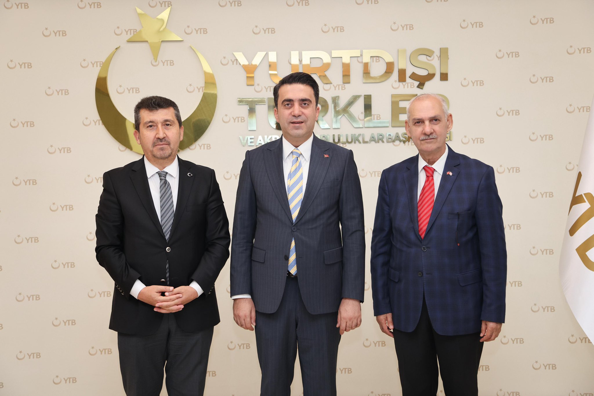 ASBÜ Rektörlerinden YTB Başkanı A. Hadi Turus’a Hayırlı Olsun Ziyareti