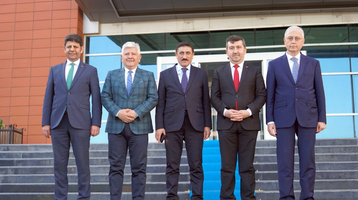 KİLİS 7 ARALIK ÜNİVERSİTESİ’NE ZİYARET