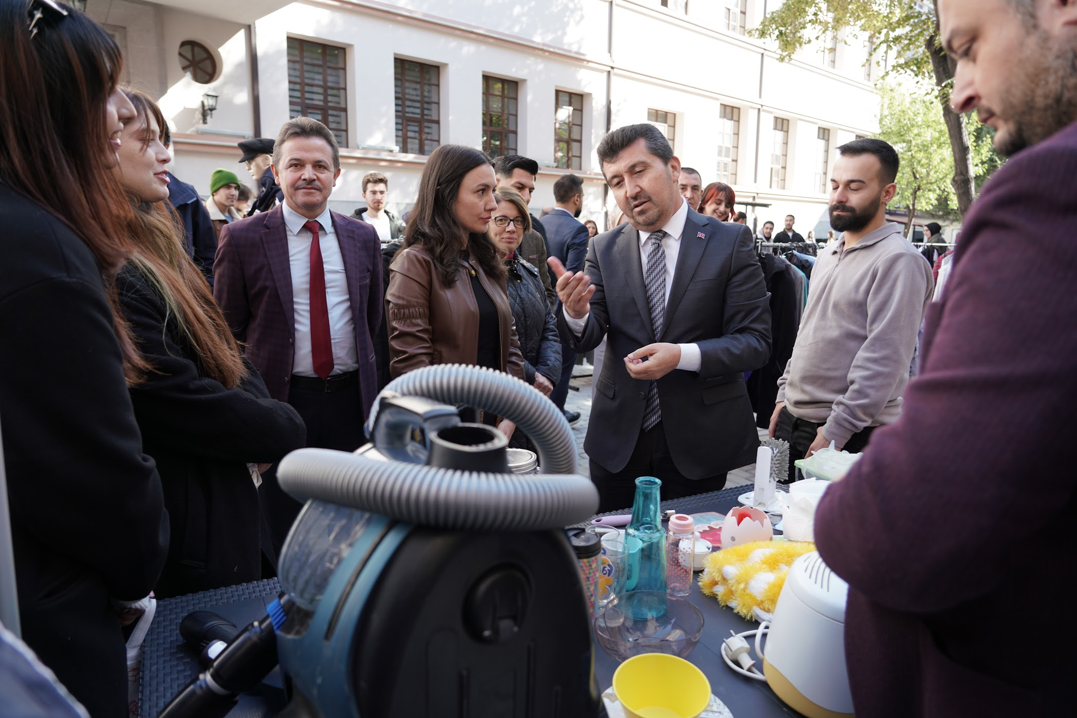 Ekolojik Bilinci Geliştirme ve Sosyal Paylaşım Projesi 11. “Yeniden Kullan” Sergisi Gerçekleştirildi