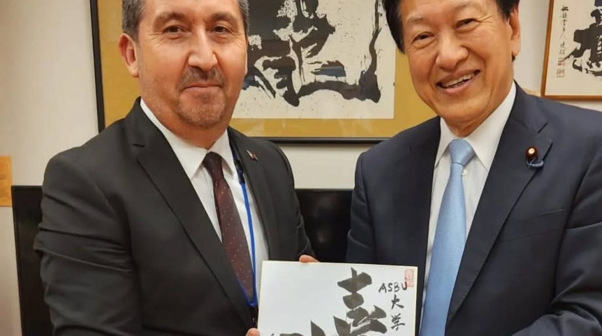 ASBÜ Rektörü Prof. Dr. Musa Kâzım Arıcan, Japonya Milletvekili Tsuyoshi Yamaguchi ile Görüştü