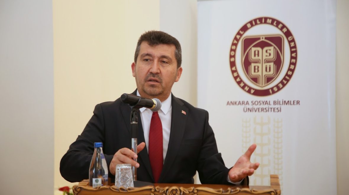 “15 Temmuz’un Dünya Basınındaki Yansımaları” ASBÜ’de Çok Dilli Perspektifle Ele Alındı