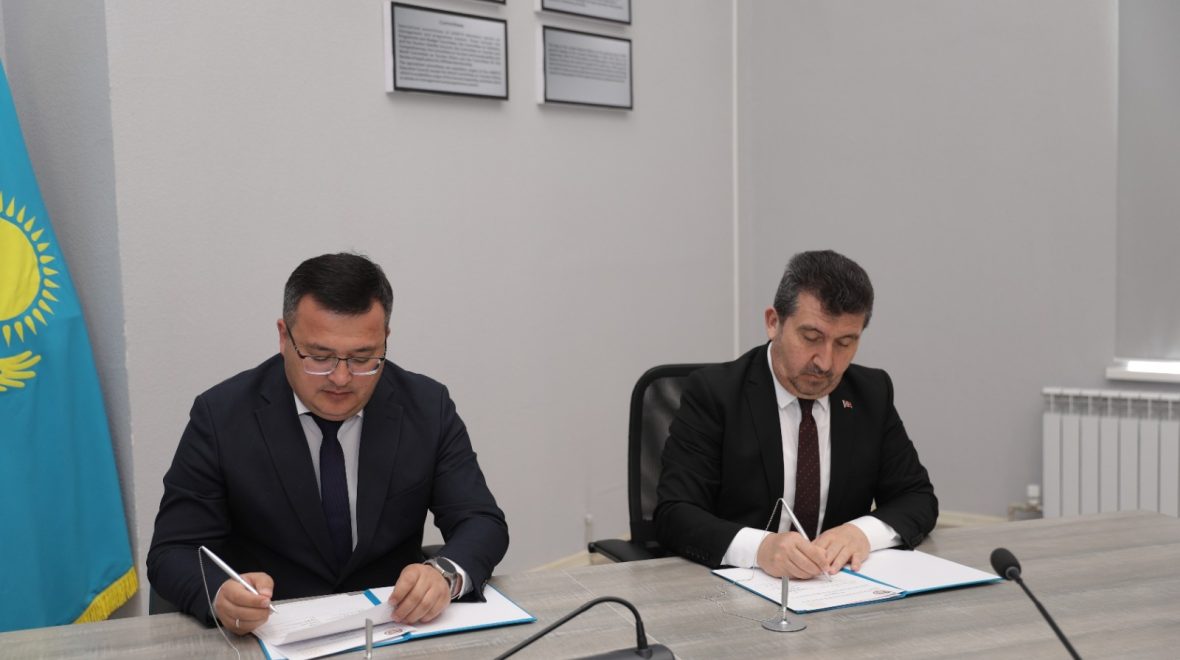 Ankara Sosyal Bilimler Üniversitesi ile Kazakistan’da faaliyet gösteren International University of Tourism and Hospitality arasında akademik iş birliğini güçlendirmeye yönelik bir Mutabakat Zaptı imzalandı