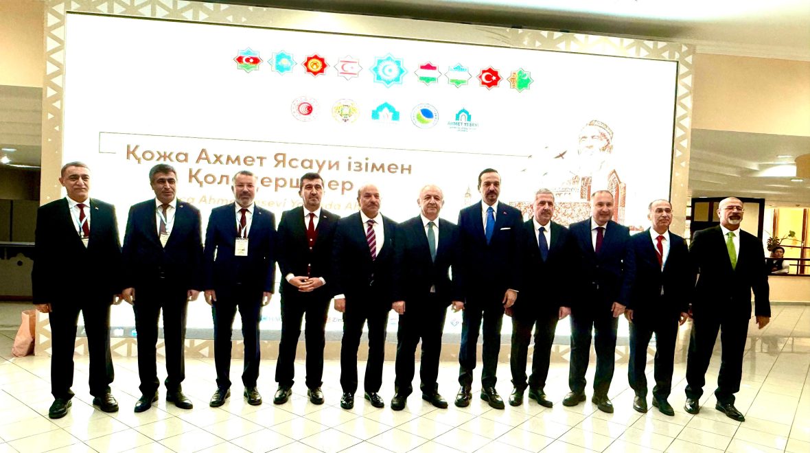 Türkistan’da Kadim Mirasın İzinde: ASBÜ Rektörü Prof. Dr. Musa Kazım Arıcan “Hoca Ahmet Yesevî Yolunda Ahilik” Programına Katıldı