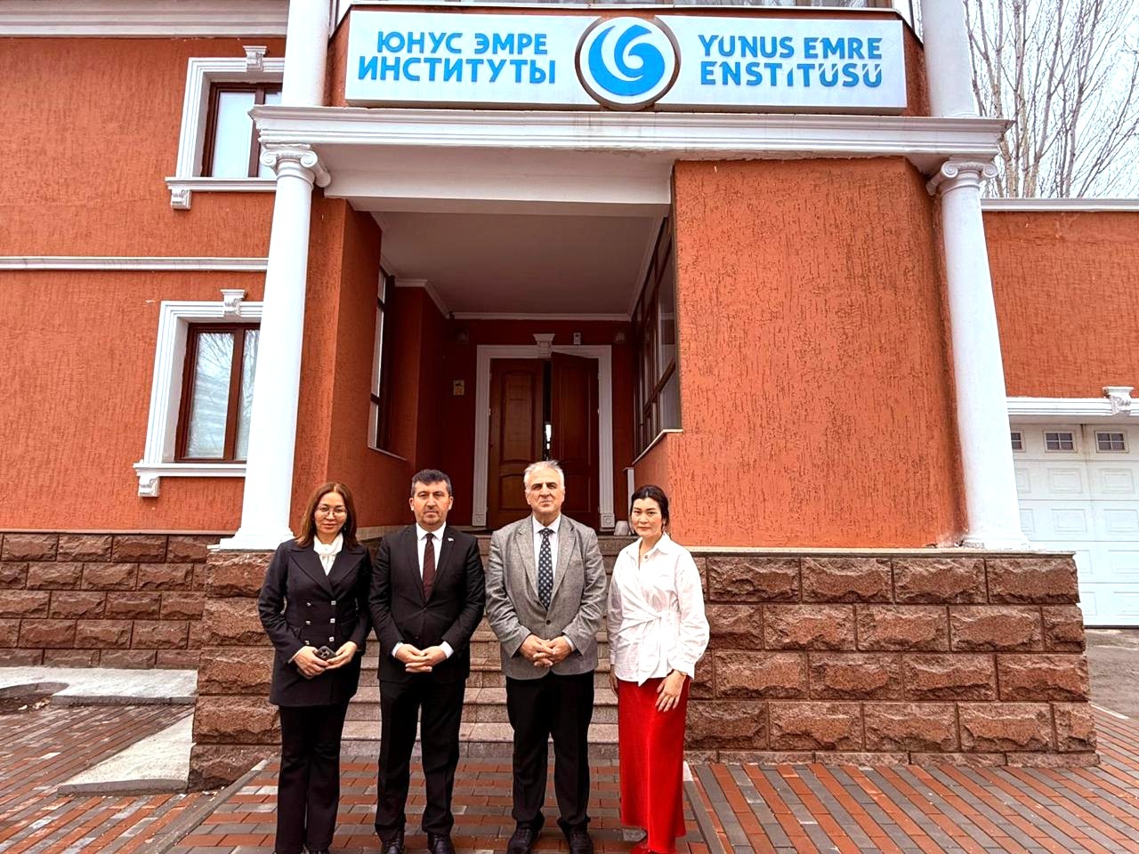 ASBÜ Rektörü Arıcan’dan Yunus Emre Enstitüsüne Ziyaret