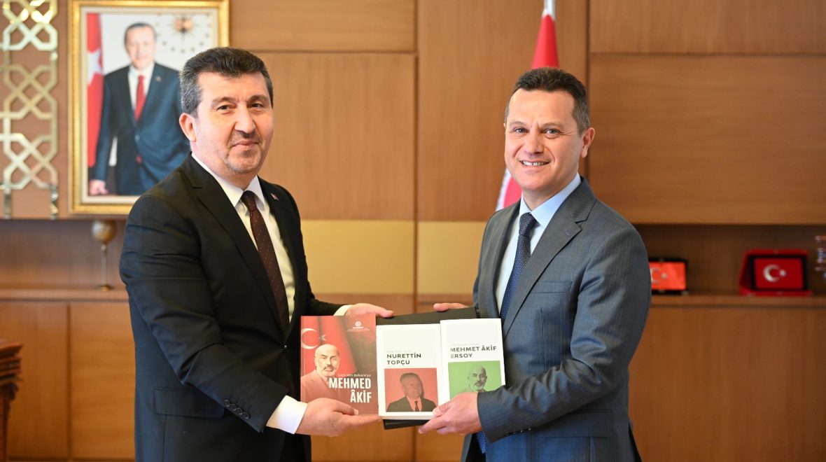 ASBÜ Rektörü Prof. Dr. Arıcan’dan, Kastamonu Üniversitesi Rektörü Prof. Dr. Topal’a Ziyaret