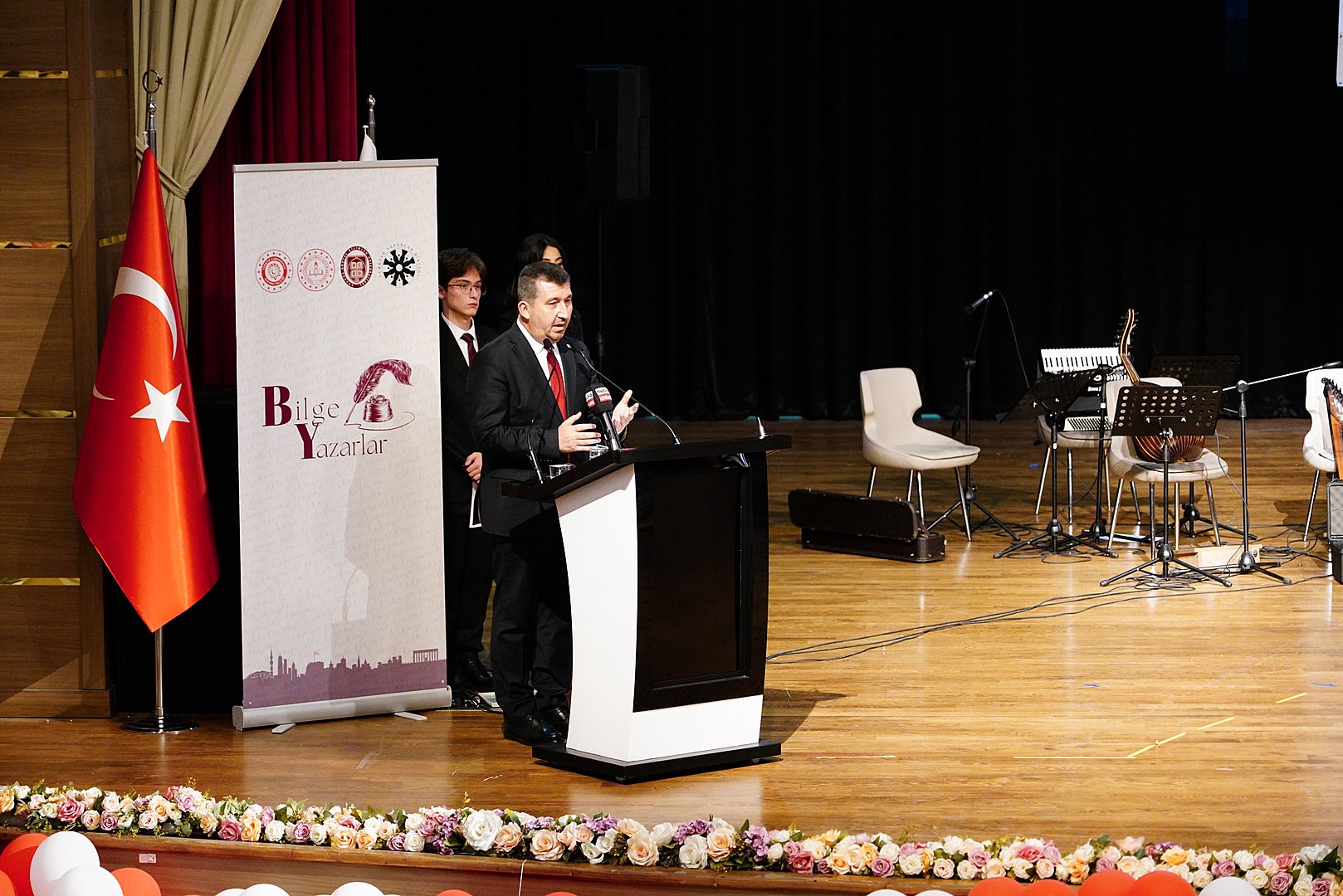 Geleceğin Çınarları Yetişiyor: “Bilge Yazarlar Projesinin 5. Yıl Kapanış Programı’’ Gerçekleştirildi