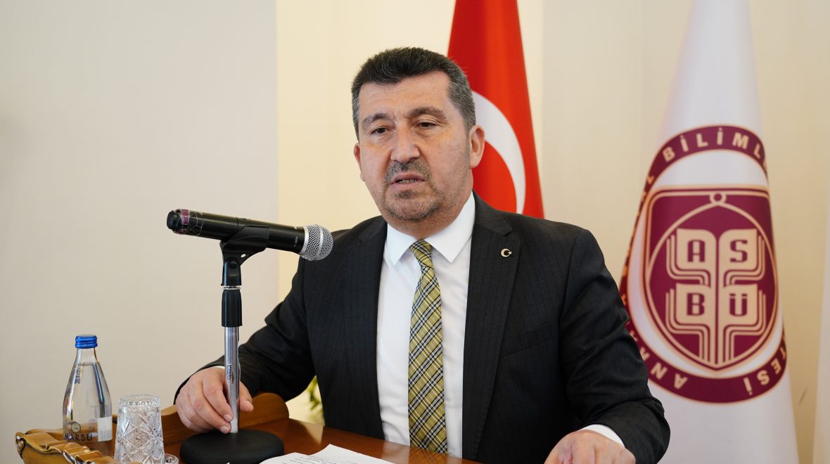 ASBÜ’de “Sosyal ve Beşeri Bilimler Açısından 15 Temmuz” Paneli Gerçekleştirildi