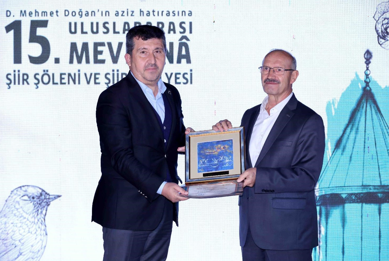 Dolunay, Kubbe-i Hadrâ ve Sözün Vatanı