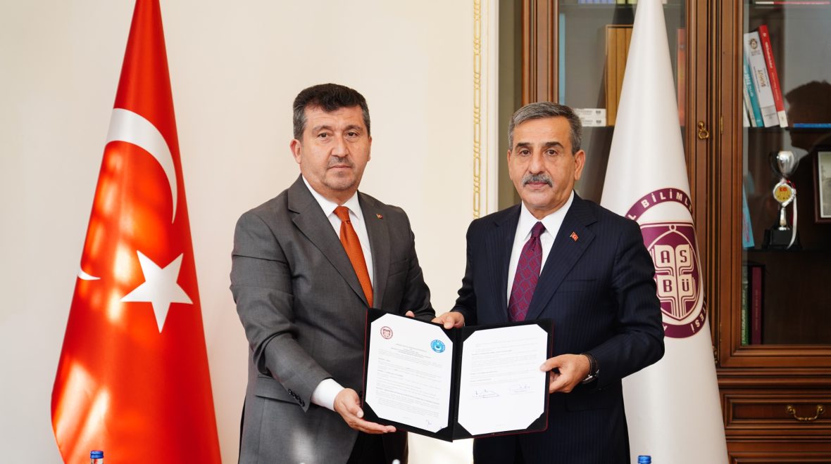 ASBÜ ile Türkiye Kamu-Sen Arasında Sosyal Bilimler Alanında Akademik İş Birliği Protokolü İmzalandı